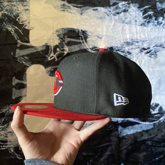 Cincinnati Reds hat - Picture 2 of 6